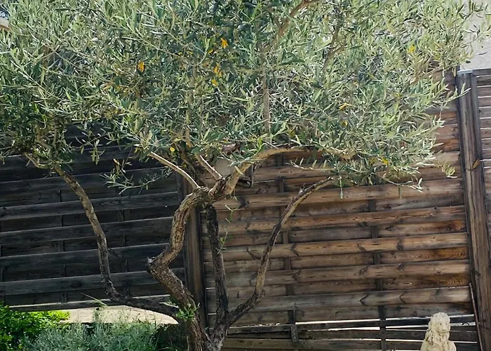 Maison Au Calme Proche Σπίτι διακοπών Νιμ